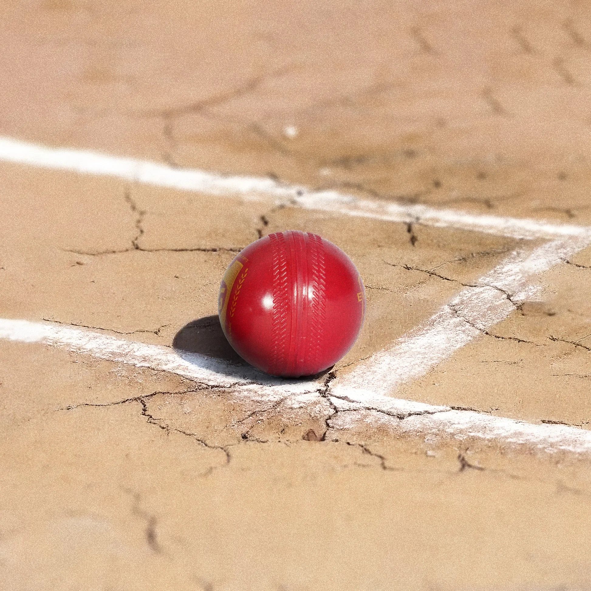 SG Everlast-Tec (Pack of 3) Cricket Ball view 3