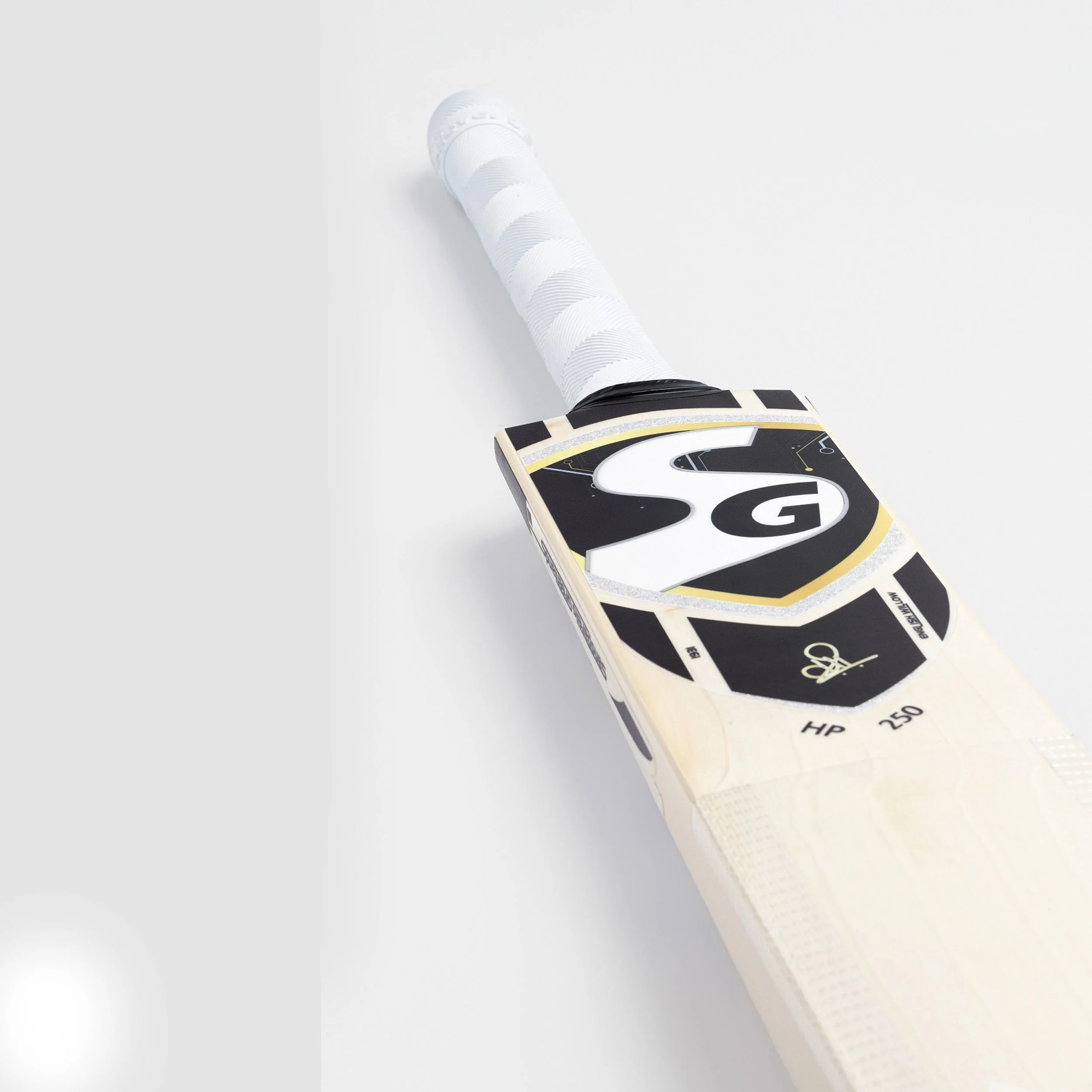 SG HP 250 Cricket Bat view 2