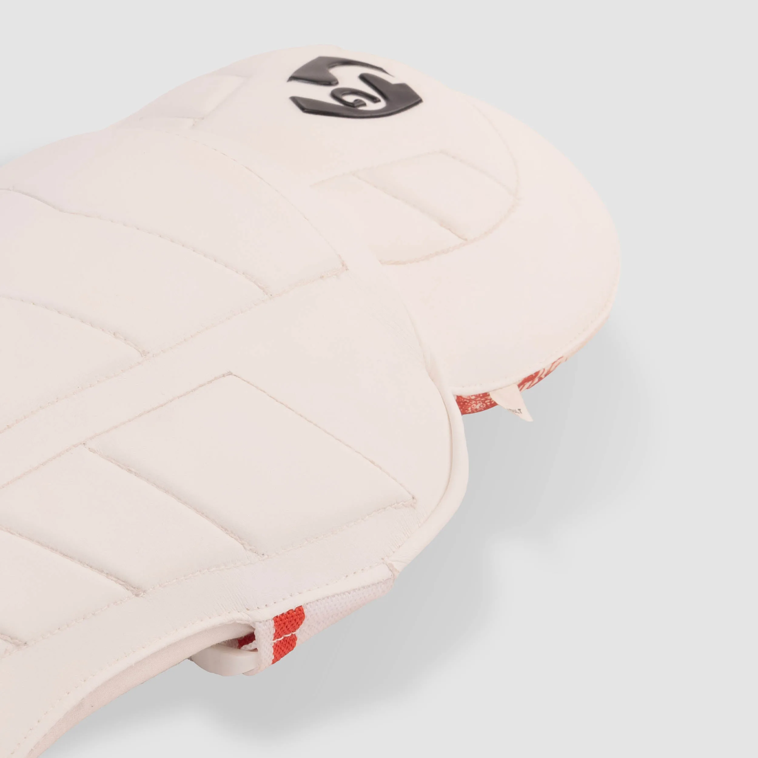 SG KLR 1 Wicket Keeping Pads view 2