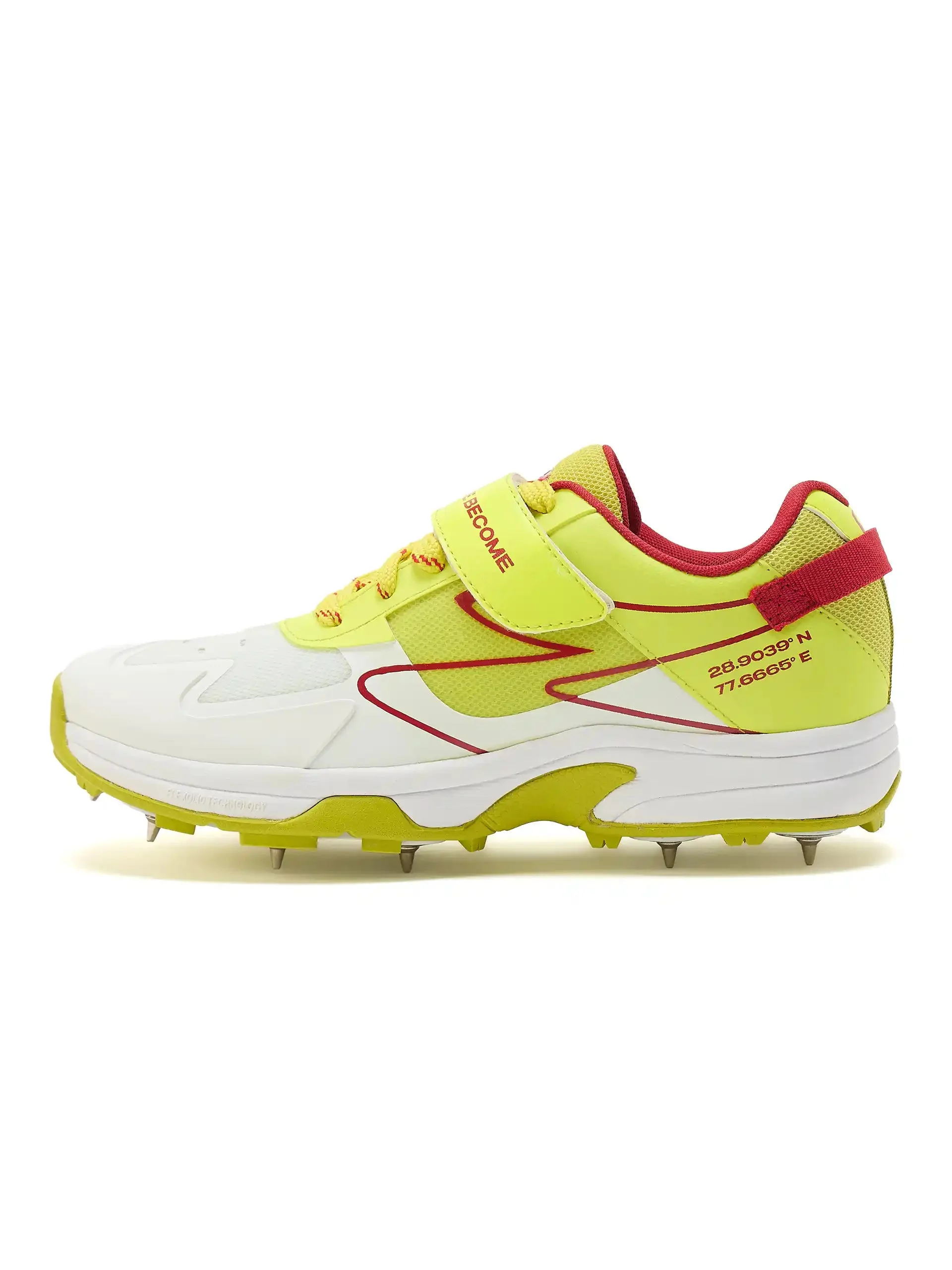 SG Sierra Arc Spikes Cricket Shoes