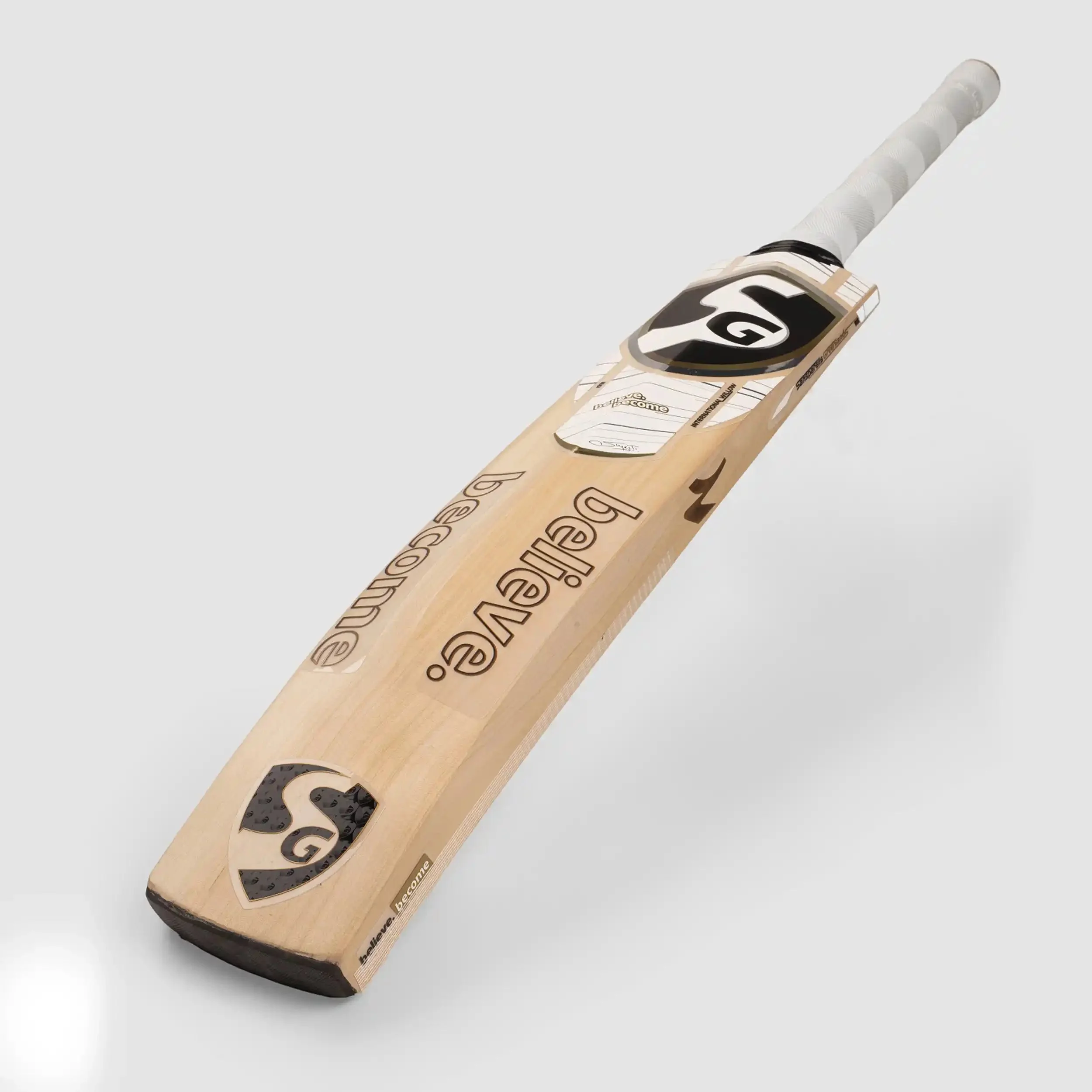 SG SM-Smash Cricket Bat