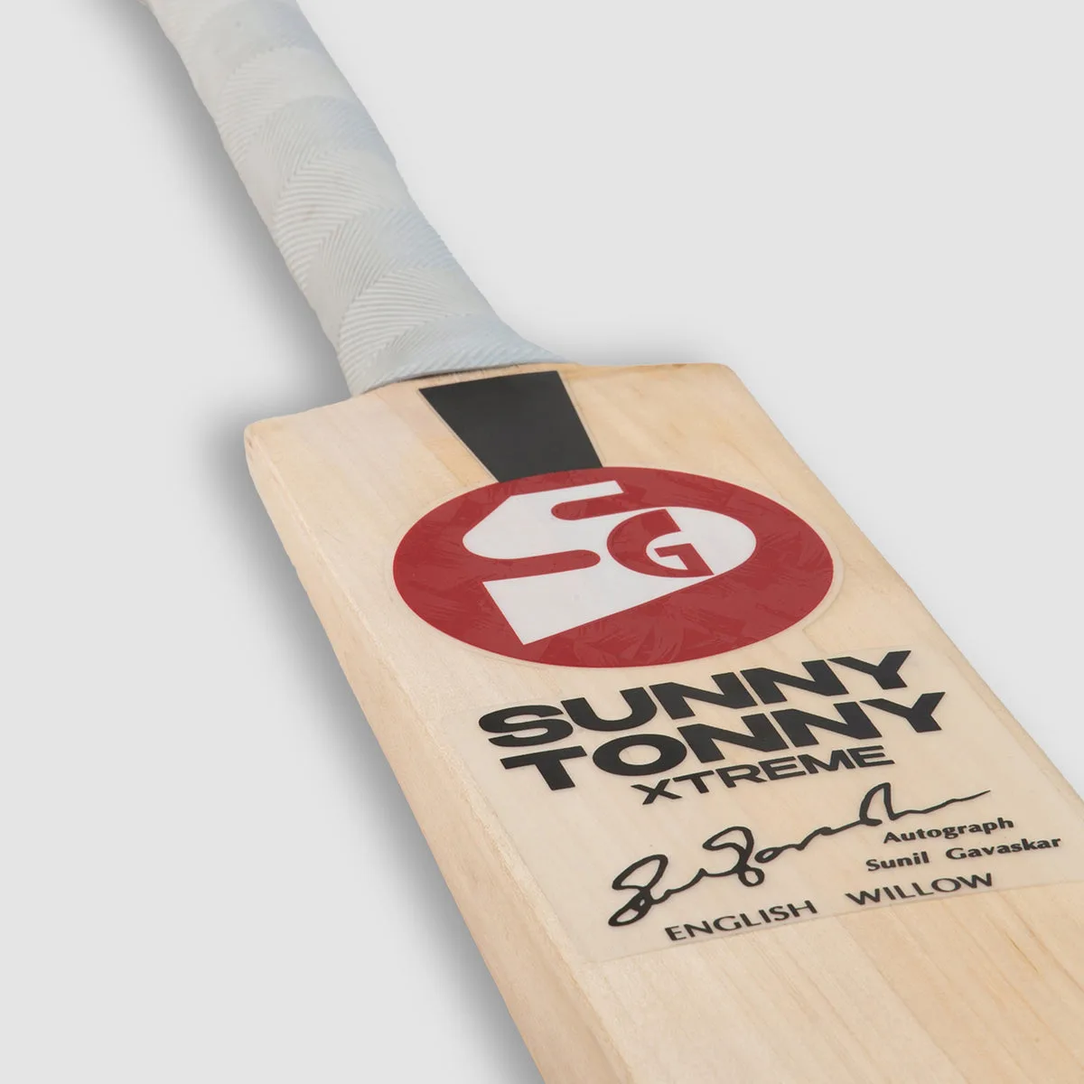 SG Sunny Tonny Xtreme Cricket Bat view 2