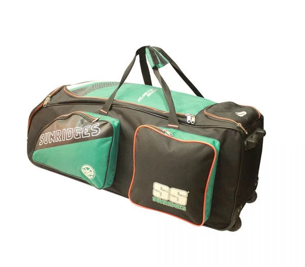 SS Master 5000  Cricket Kit Bag view 3